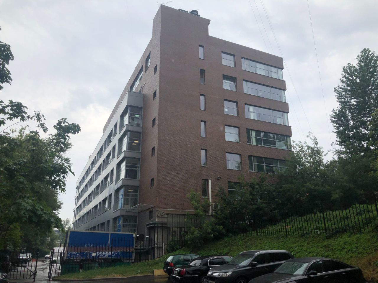 Офисы в аренду и на продажу рядом с метро Таганская в бизнес-центре Школа Руковишникова